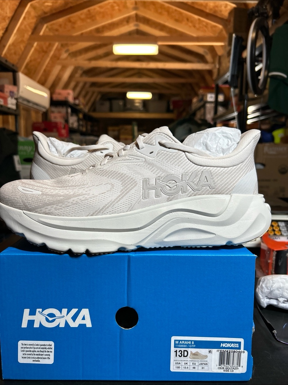 Men’s Hoka One One Arahi 8. Size 13D